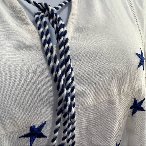 Kaktus Boho White Top with Embroidered Blue Stars and Tassels - Picture 10 of 10